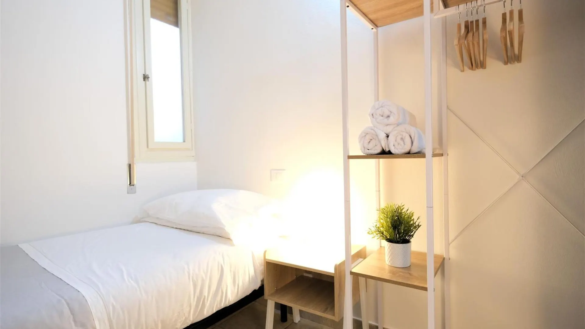 Wine Apartments Florence Verdicchio